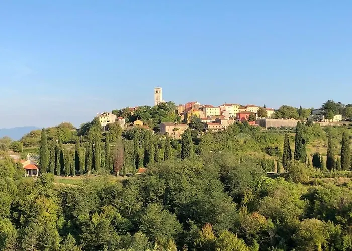 Rustic With Breathtaking Views Villa Oprtalj