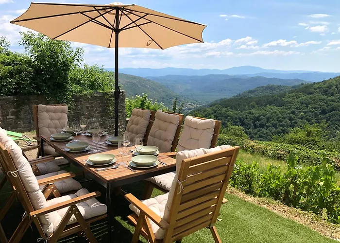Rustic With Breathtaking Views Villa