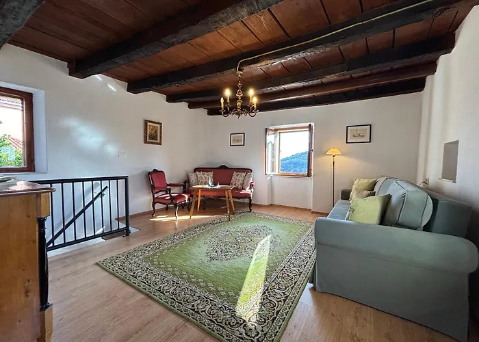 Rustic With Breathtaking Views Vila