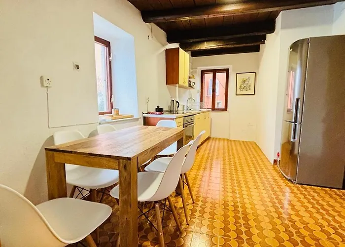 Rustic With Breathtaking Views Vila