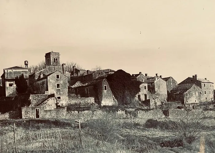 Vila Rustic With Breathtaking Views Oprtalj