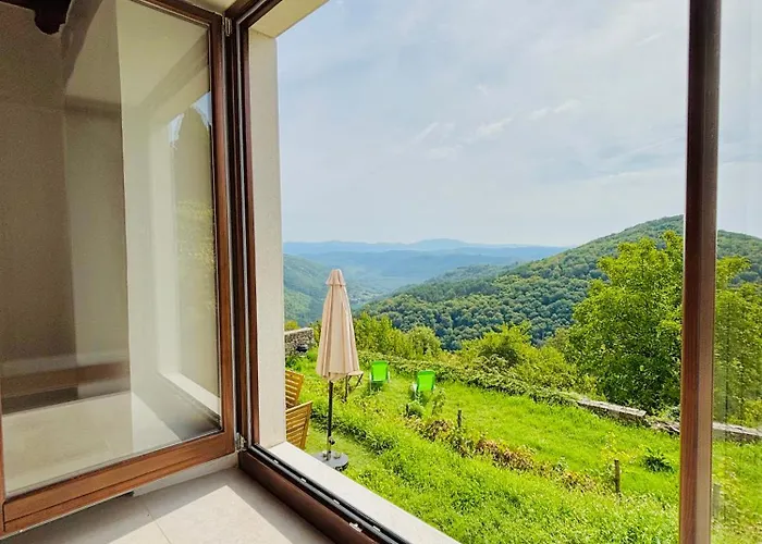Rustic With Breathtaking Views Vila Oprtalj